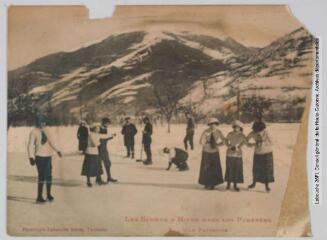 Les sports d'hiver dans les Pyrénées. 2. Une patinoire. - Toulouse : phototypie Labouche frères, [entre 1905 et 1918]. - Carte postale