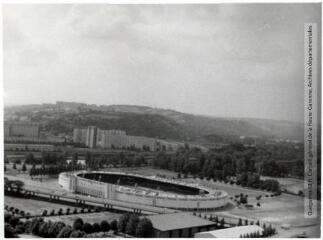 Toulouse : parc municipal des sports : le Stadium / Jean Quéguiner photogr. - Juillet 1976. - Photographie