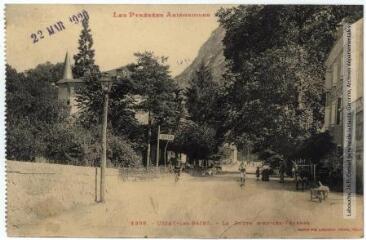 Les Pyrénées Ariégeoises. 1386. Ussat-les-Bains : la route d'Ax-les-Thermes. - Toulouse : phototypie Labouche frères, [entre 1905 et 1937], tampon d'édition du 22 mars 1920. - Carte postale