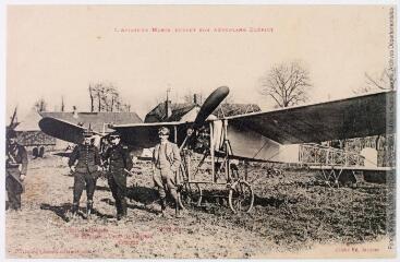 L'aviateur Morin devant son aéroplane Blériot / cliché Ed. Jacques. - Toulouse : phototypie Labouche frères, marque LF au verso, [1911]. - Carte postale
