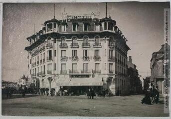 Les Hautes-Pyrénées. 1250. Tarbes : le Grand hôtel Moderne. - Toulouse : phototypie Labouche frères, [entre 1905 et 1918]. - Carte postale