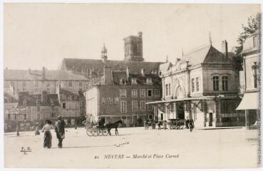 21. Nevers : marché et place Carnot. - 12 avril 1916. - Carte postale
