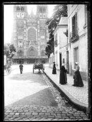 Tours : la cathédrale Saint-Gatien. - 23 juin 1910. - Photographie