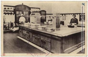 Hôpital mixte Saint-Léon : les cuisines. - Toulouse : phototypie Labouche frères, [entre 1939 et 1945]. - Carte postale