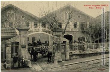 Maison Auguste Boyer : vins : Béziers / Cliché Jansou [photographie Henri Jansou (1874-1966)]. - Toulouse : phototypie Labouche frères, [entre 1905 et 1937]. - Carte postale