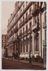 Les Hautes-Pyrénées. 275. Cauterets : hôtel Continental / photographie Amédée Trantoul (1837-1910). - Toulouse : maison Labouche frères, [entre 1900 et 1910]. - Photographie