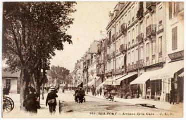 980. Belfort : avenue de la gare. - Besançon : [C. Lardier], marque CLB, [entre 1914 et 1918]. - Carte postale