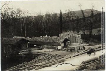 Aude. Rivel : scierie du moulin de l'Evêque / photographie Amédée Trantoul (1837-1910). - Toulouse : maison Labouche frères, [entre 1900 et 1910]. - Photographie