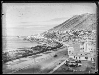 [Maroc : baie d'Agadir : Santa Cruz et la forteresse]. - 1948.