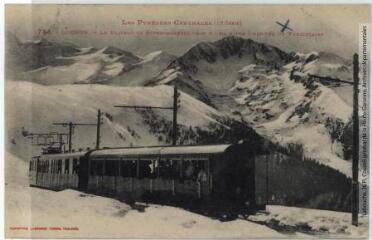 Les Pyrénées Centrales (1re série). 744. Luchon : le plateau de Superbagnères (1800 m.) en hiver : arrivée du funiculaire. - Toulouse : phototypie Labouche frères, [entre 1905 et 1918]. - Carte postale