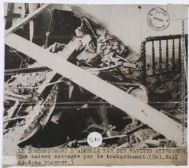 Le bombardement d'Almeria par des navires allemands : une maison saccagée par le bombardement / photographie Keystone, Paris. - [avant le 8 juin 1937]. - Photographie
