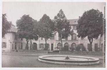 Les Hautes-Pyrénées. 1161. Tarbes : la gendarmerie. - Toulouse : maison Labouche frères, [entre 1900 et 1940]. - Photographie