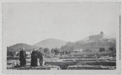 Saint-Bertrand-de-Comminges : les fouilles et les ruines de la basilique . - [entre 1940 et 1950]. - Photographie