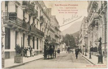 Les Hautes-Pyrénées. 735. Cauterets : le boulevard Latapie : hôtel du Boulevard. - Toulouse : phototypie Labouche frères, marque LF au verso, [entre 1911 et 1925]. - Carte postale