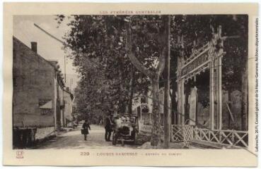 Les Pyrénées Centrales. 228. Loures-Barousse : entrée du casino. - Toulouse : phototypie Labouche frères, [entre 1930 et 1937]. - Carte postale