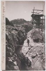 [Les Pyrénées (4e série)]. Haute vallée d'Aure. 234. Lac d'Aubert (2160 m) : travaux du barrage / photographie Henri Jansou (1874-1966). - Toulouse : maison Labouche frères, [entre 1900 et 1930]. - Photographie