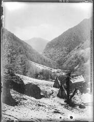 1 vue  - Luchon : vallée du Lys. - 22-23 juin 1924. (ouvre la visionneuse)