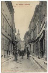 1 vue  - La Haute-Garonne. 437. Auterive : la Grand\' rue. - Toulouse : phototypie Labouche frères, marque LF au verso, [1909]. - Carte postale (ouvre la visionneuse)