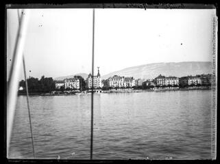 1 vue  - Arrivée à Genève. - 2 septembre 1911. - Photographie (ouvre la visionneuse)