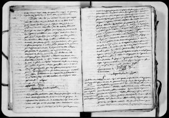 205 vues - Commune de Gargas. 1 D 2 : registre de délibérations, 1790-1825 (ouvre la visionneuse)