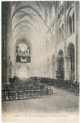 2 vues - 14. Laon : la nef de la cathédrale, vue prise du choeur. - [s.l.] : ND Phot, tampon de la poste d\'octobre 1906. - Carte postale (ouvre la visionneuse)