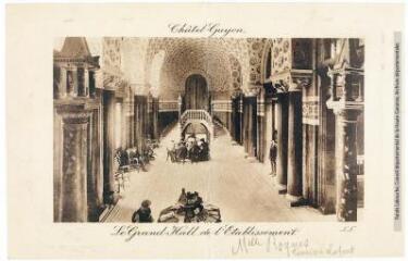2 vues - Châtel-Guyon : le grand hall de l\'établissement. - [s.n.] : L.L., [s.d.]. - Carte postale (ouvre la visionneuse)