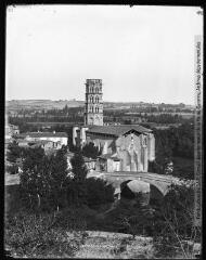 2 vues 1470. Cathédrale de Rieux (Haute-Garonne). - Toulouse : édition Labouche frères, [entre 1900 et 1920]. - Photographie