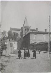 3 vues - Le Tarn. 40. Castres : clocher de Saint-Benoist [Saint-Benoît]. - Toulouse : phototypie Labouche frères, [entre 1905 et 1937]. - Carte postale (ouvre la visionneuse)