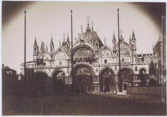 2 vues - Eglise St-Marc (Venise). - Toulouse : maison Labouche frères, [entre 1900 et 1910]. - Photographie (ouvre la visionneuse)