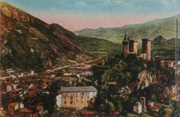 1 vue - 1162. Foix : vue sur la ville et la vallée de l\'Ariège. - Toulouse : éditions Pyrénées-Océan, Labouche frères, [entre 1937 et 1950]. - Carte postale (ouvre la visionneuse)