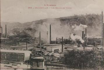 1 vue - L\'Aveyron. 354. Decazeville : les nouvelles usines. - Toulouse : phototypie Labouche frères, marque LF au verso, [entre 1918 et 1937]. - Carte postale (ouvre la visionneuse)