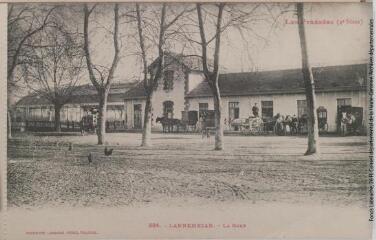 1 vue - Les Pyrénées (4e série). 334. Lannemezan : la gare / [photographie Henri Jansou (1874-1966)]. - Toulouse : phototypie Labouche frères, marque LF au verso, [entre 1911 et 1937]. - Carte postale (ouvre la visionneuse)