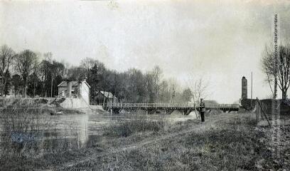3 vues - Mareuil-sur-Ay. La Marne (307). Le canal (308). - [entre 1914 et 1916]. - Photographie (ouvre la visionneuse)