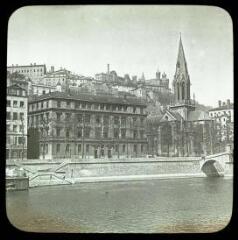 1 vue - Lyon (Rhône) : quartier Saint-Georges : église Saint-Georges et école municipale. - avril 1911. - Photographie (ouvre la visionneuse)