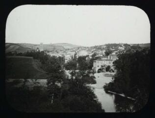 1 vue - Rieux : l\'Arize et le moulin à eau : vue générale prise de l\'école communale. - 17 mai 1908. - Photographie (ouvre la visionneuse)