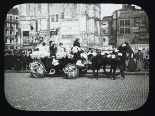 1 vue - Toulouse : cavalcade des étudiants : attelage fleuri. - 29 mars 1908. - Photographie (ouvre la visionneuse)