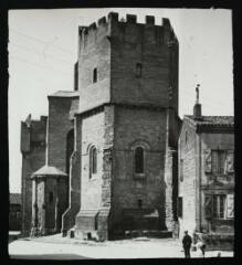 1 vue - Venerque : abside et tour de l\'église [Saint-Pierre-et-Saint-Phébade]. - 17 avril 1911.- Photographie (ouvre la visionneuse)