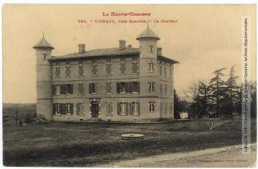 1 vue La Haute-Garonne. 954. Vignaux, près Cadours : le château. - Toulouse : phototypie Labouche frères, marque LF au verso, [1911]. - Carte postale