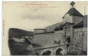 1 vue  - Les Pyrénées-Orientales. 174. Mont-Louis : porte et remparts de la citadelle. - Toulouse : phototypie Labouche frères, marque LF au verso, [entre 1905 et 1925]. - Carte postale (ouvre la visionneuse)