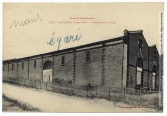 1 vue - Les Corbières. 179. Tautavel : les caves Violet. - Toulouse : phototypie Labouche frères, marque LF au verso, [entre 1911 et 1925]. - Carte postale (ouvre la visionneuse)