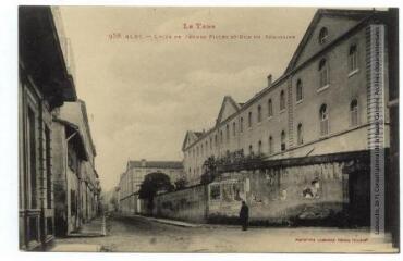 2 vues - Le Tarn. 958. Albi : lycée de jeunes filles et rue du Séminaire. - Toulouse : phototypie Labouche frères, [entre 1905 et 1937]. - Carte postale (ouvre la visionneuse)