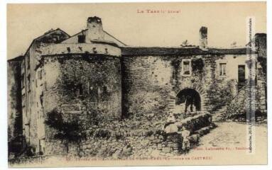 1 vue - Le Tarn (2e série). 22. Entrée du vieux château de Ferrières (environs de Castres). - Toulouse : phototypie Labouche frères, [entre 1905 et 1937]. - Carte postale (ouvre la visionneuse)