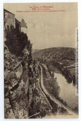 1 vue - Le Tarn-et-Garonne. 634. Bruniquel : vue sur l\'abime du château et la vallée de l\'Aveyron. - Toulouse : phototypie Labouche frères, [entre 1918 et 1937]. - Carte postale (ouvre la visionneuse)