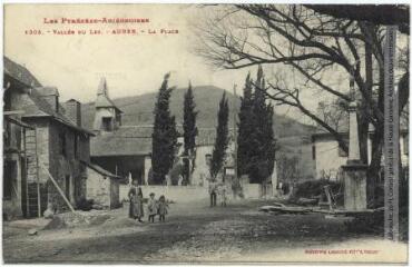 2 vues - Les Pyrénées Ariégeoises. 1305. Vallée du Lez : Auber [Aubert] : la place. - Toulouse : phototypie Labouche frères, [entre 1905 et 1918]. - Carte postale (ouvre la visionneuse)