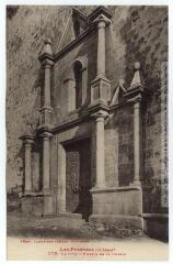 2 vues - Les Pyrénées (6e série). 376. Llivia : puerta de la iglesia. - Toulouse : phototypie Labouche frères, [entre 1930 et 1937]. - Carte postale (ouvre la visionneuse)