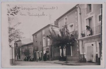4 vues - Loupian (Hérault) : rue principale. - Toulouse : éditions Pyrénées-Océan, Labouche frères, [entre 1937 et 1950]. - Carte postale (ouvre la visionneuse)