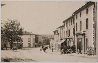 2 vues  - L\'Aude. 654. Trèbes : avenue du Pont. - Toulouse : maison Labouche frères, [entre 1900 et 1920]. - Photographie (ouvre la visionneuse)