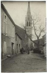 2 vues - L\'Aude. 611. Lasbordes près Castelnaudary : l\'église. - Toulouse : maison Labouche frères, [entre 1900 et 1940]. - Photographie (ouvre la visionneuse)