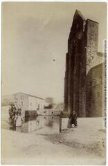 2 vues - Mazerolles[-du-Razès] (Aude) : l\'église : clocher du XIIe siècle. - Toulouse : maison Labouche frères, [entre 1900 et 1920]. - Photographie (ouvre la visionneuse)