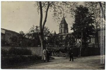 2 vues - Aude. Sainte-Colombe-sur-l\'Hers : l\'église / photographie Amédée Trantoul (1837-1910). - Toulouse : maison Labouche frères, [entre 1900 et 1910]. - Photographie (ouvre la visionneuse)